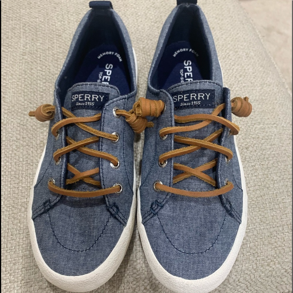 Sperry Sneakers